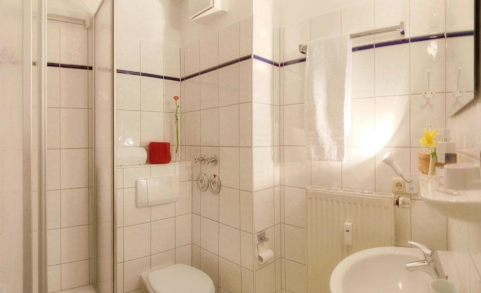 Villa Waldstrasse 10 塞巴特黑灵斯多夫 外观 照片
