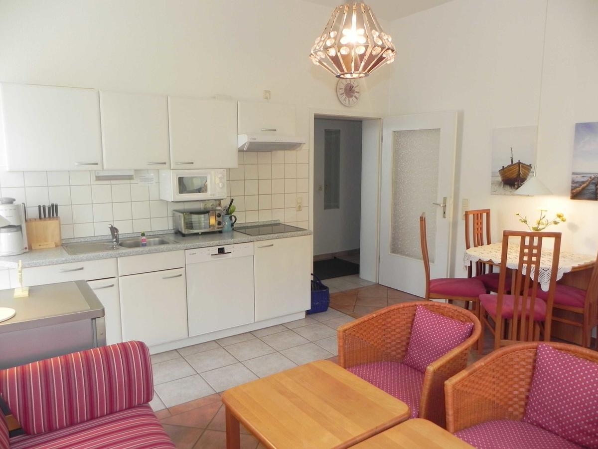 Villa Waldstrasse 10 塞巴特黑灵斯多夫 外观 照片